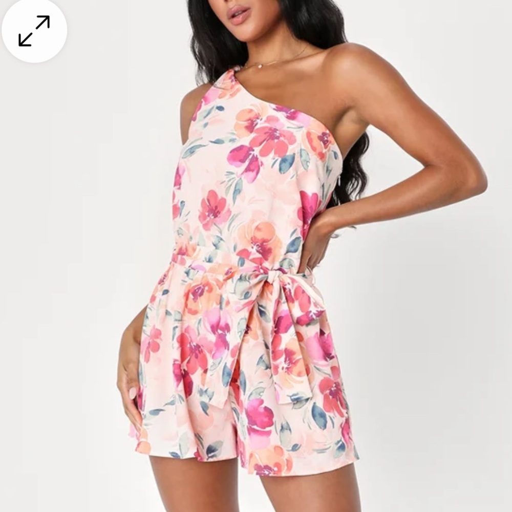 Lulu's Floral One-Shoulder Romper - Pink and White